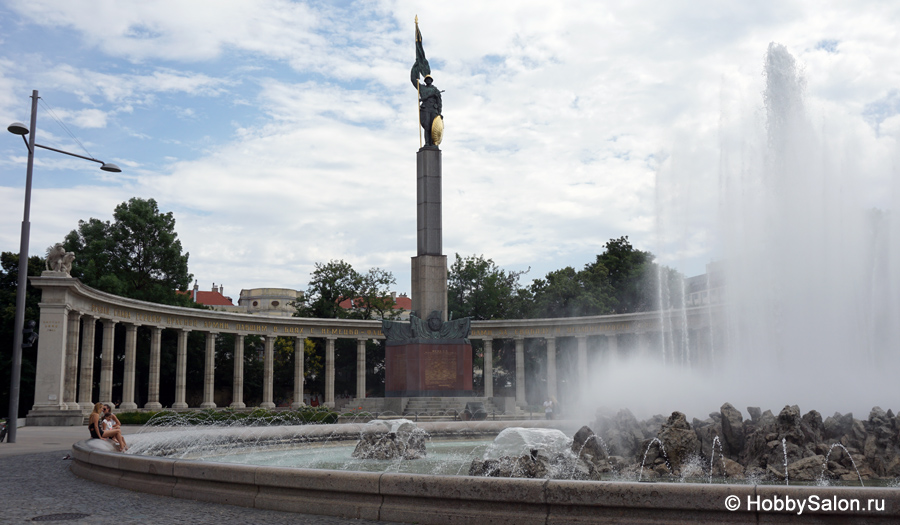 Памятник героям Красной армии