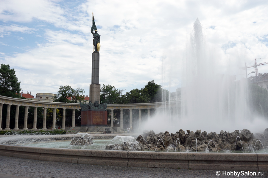 Памятник героям Красной армии