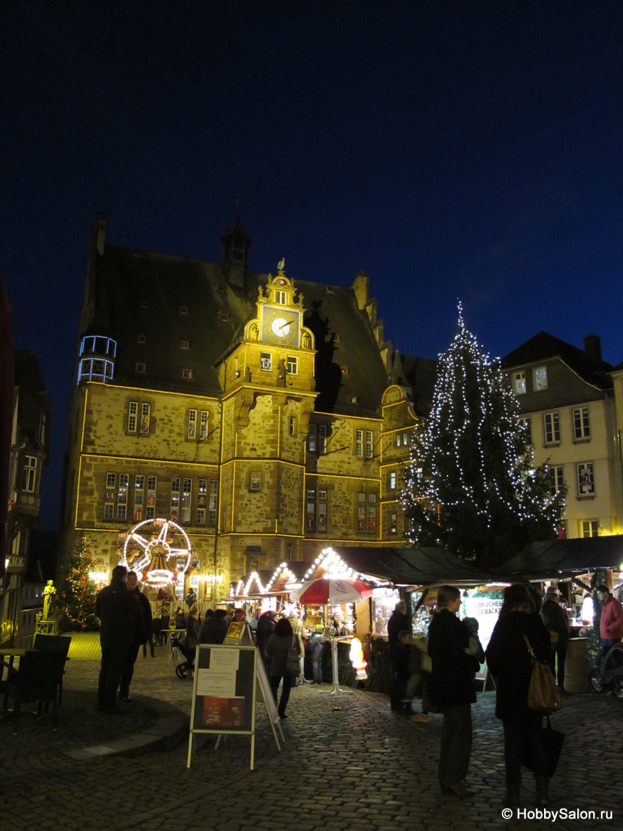 Рождественский рынок у ратуши, Марбург