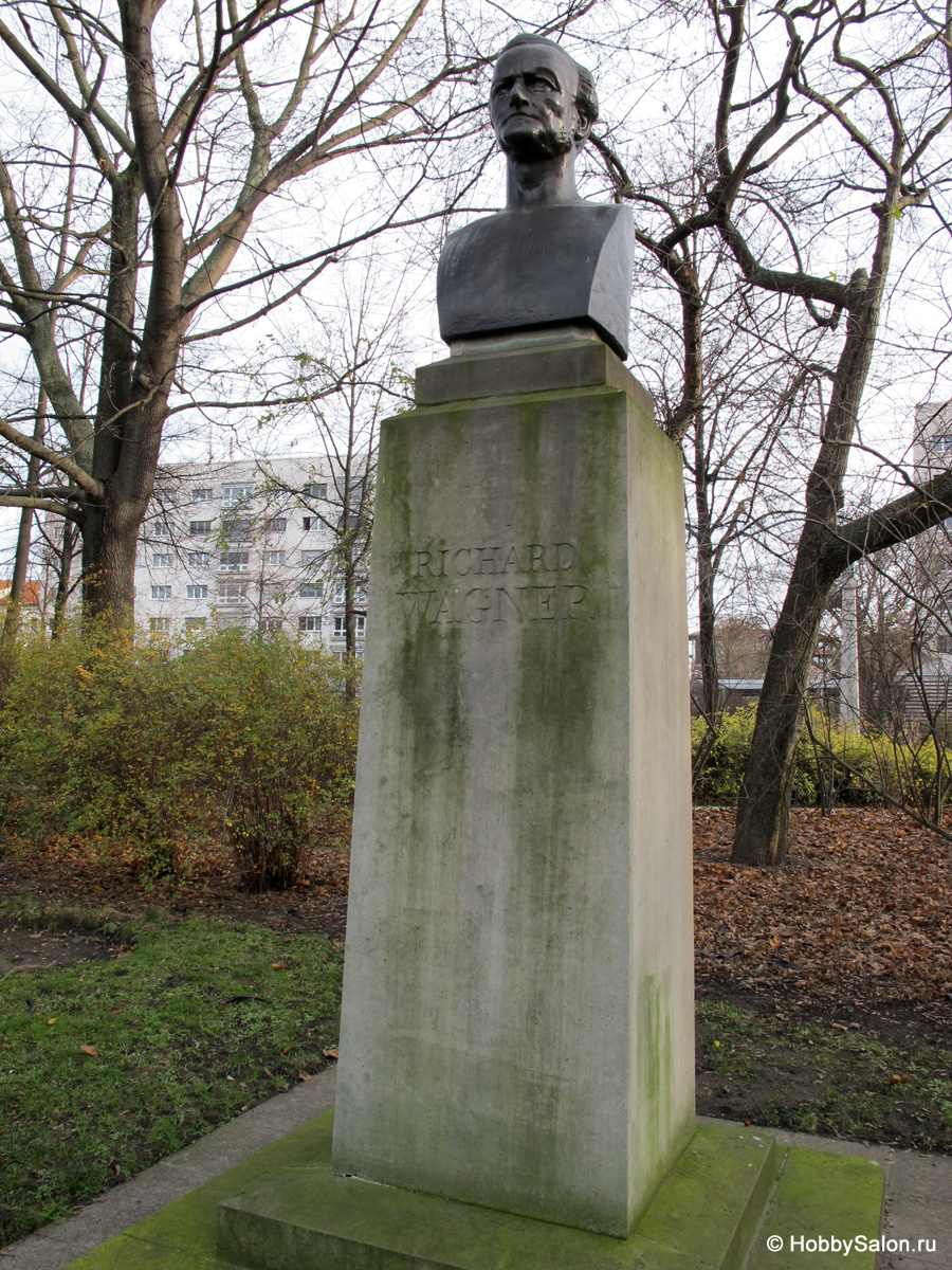 Памятник Рихарду Вагнеру в Лейпциге