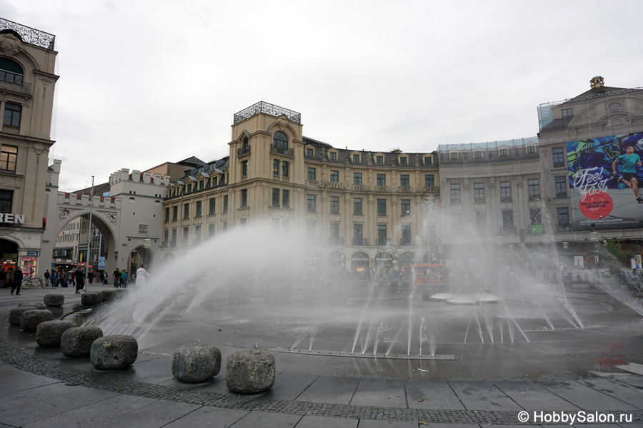 Карлсплац