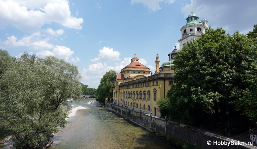 Крытый плавательный бассейн Müllersches Volksbad