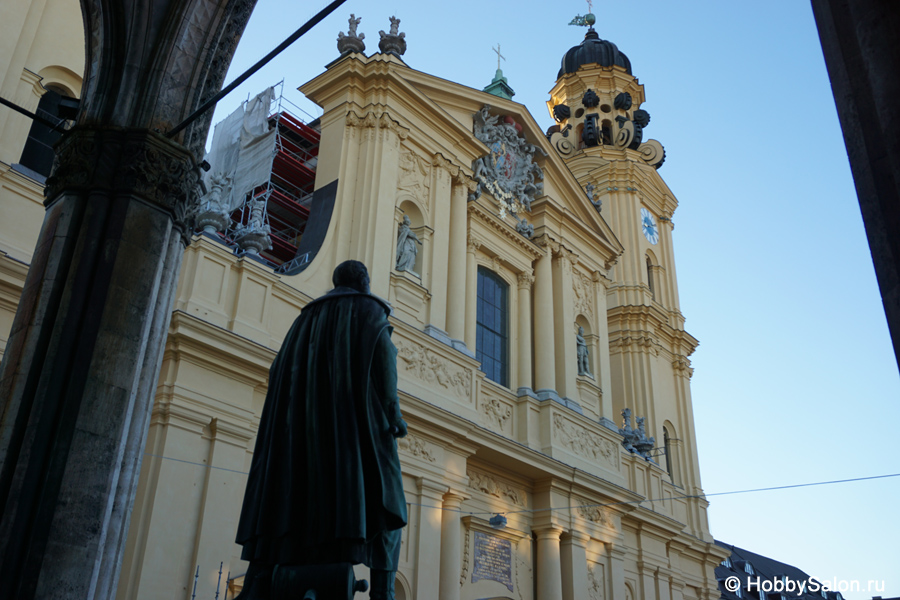 Церковь Театинеркирхе Св. Каетана