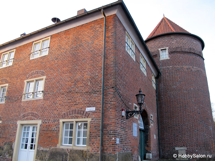 Крепость Рамсдорф (нем. Burg Ramsdorf)