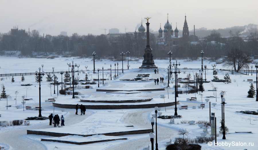 Памятник «Тысячелетие Ярославля»