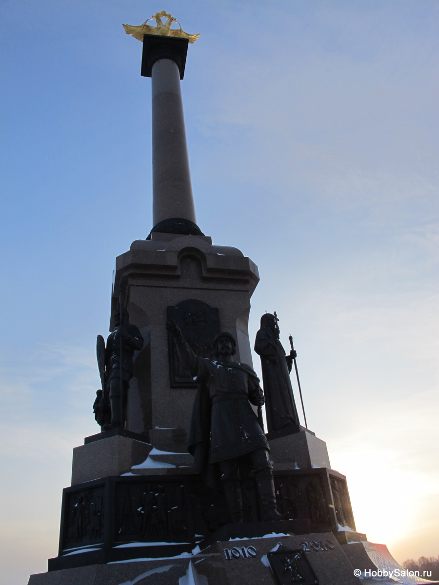 Памятник «Тысячелетие Ярославля»