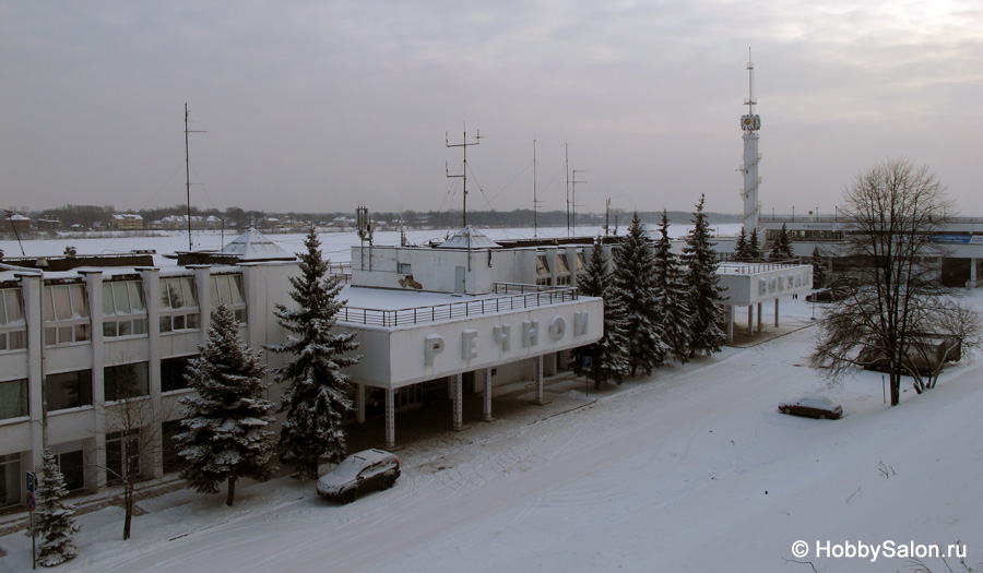 Речной вокзал в Ярославле