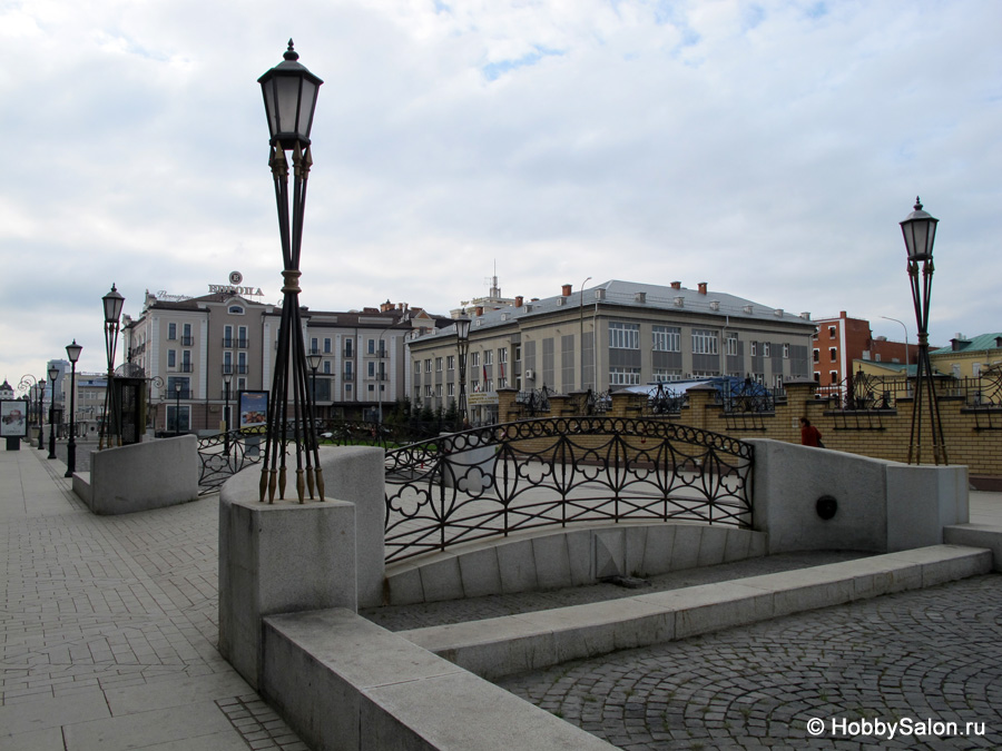 Петербургская улица в Казани