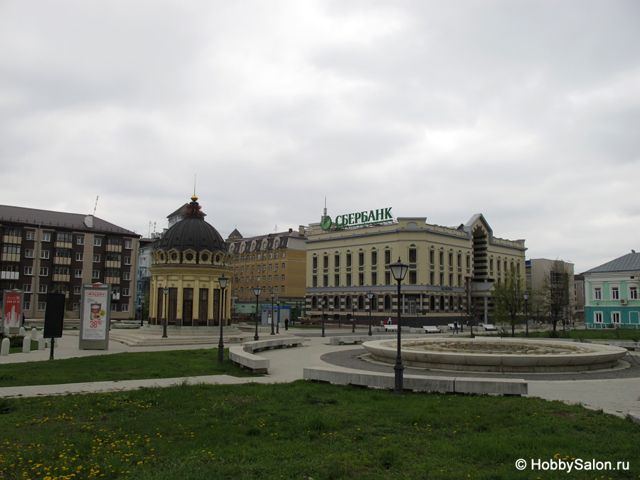 Петербургская улица в Казани