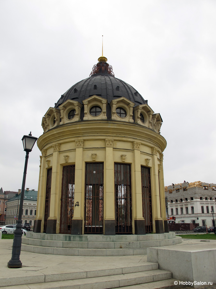 Ротонда на Петербургской улице