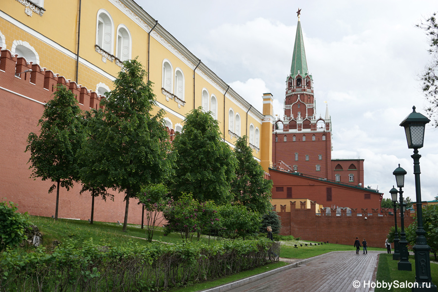 Александровский сад в Москве