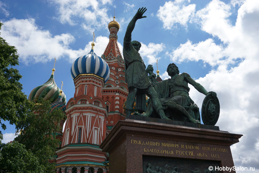 Памятник Минину и Пожарскому в Москве