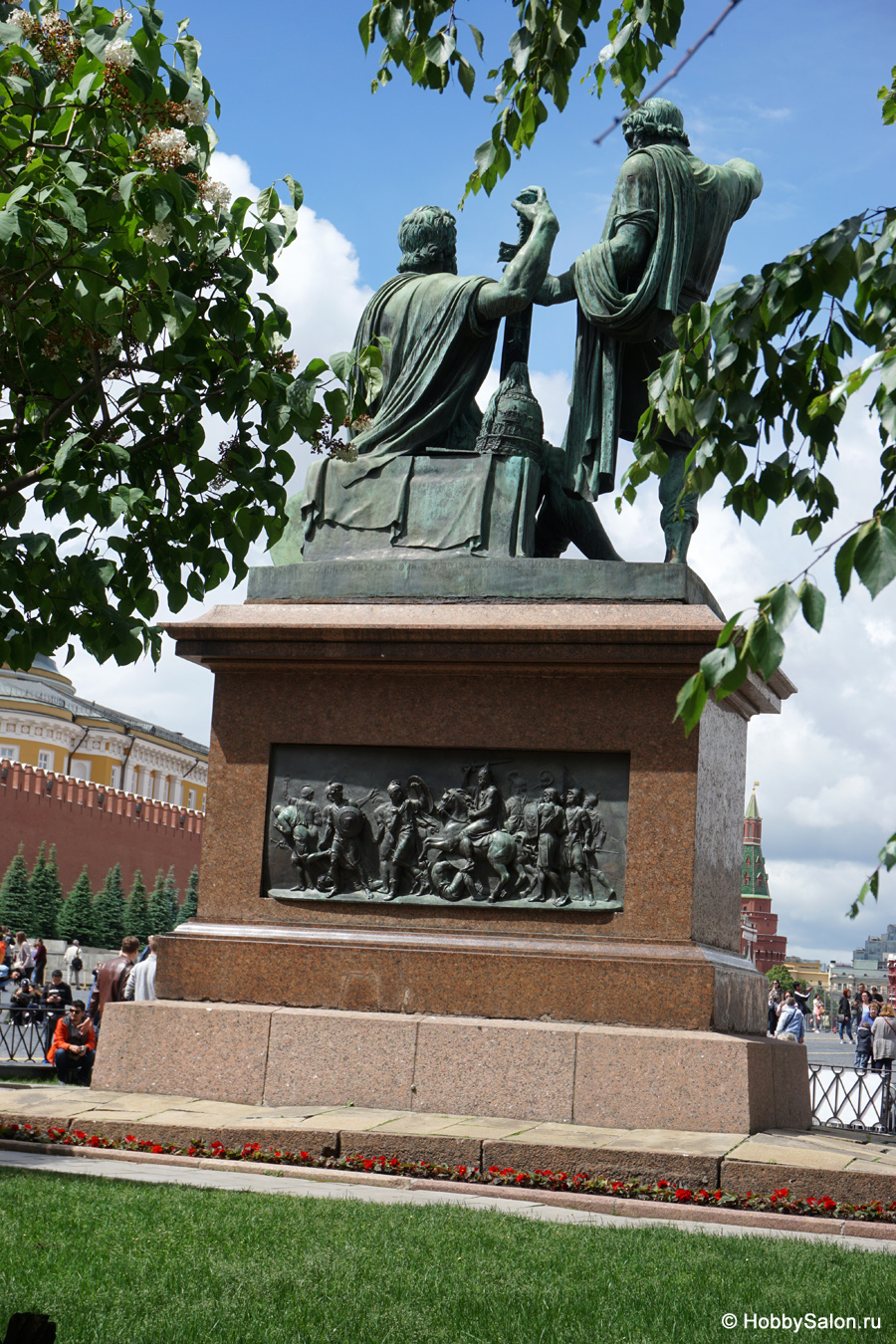 Памятник Минину и Пожарскому в Москве