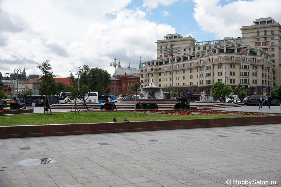 Театральная площадь в Москве