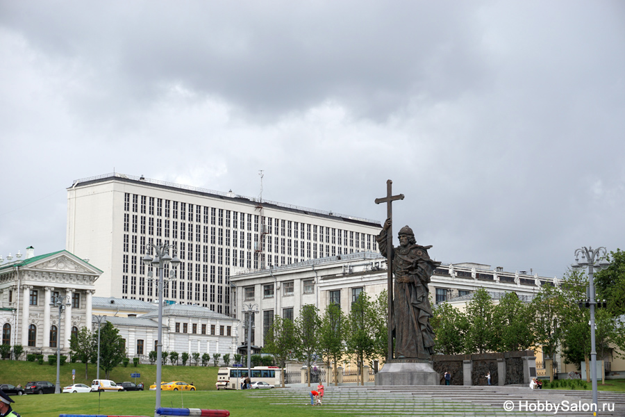 Памятник Владимиру Великому