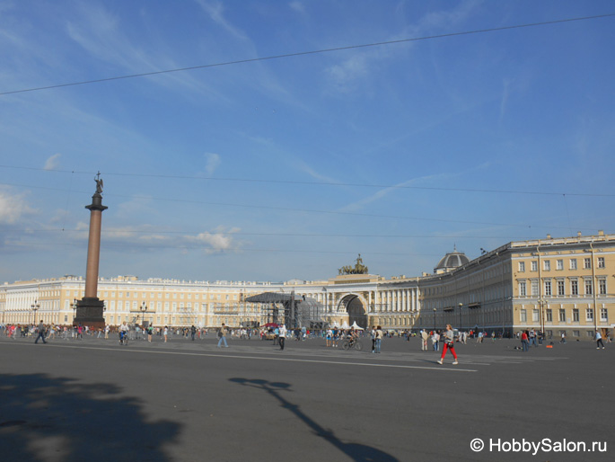 Дворцовая площадь Санкт-Петербурга